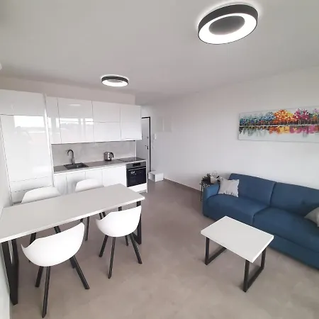 Anda Apartmán Nin