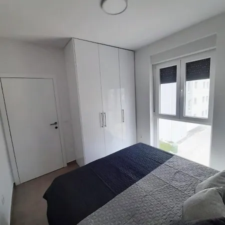 Anda *